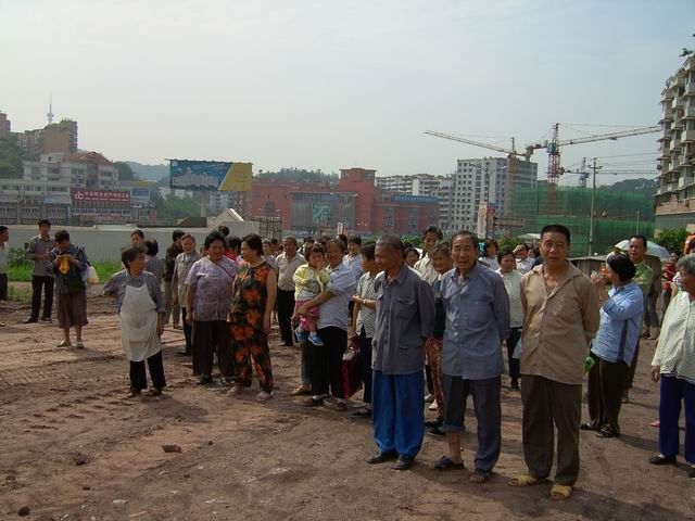 觉醒了的农民保卫土地